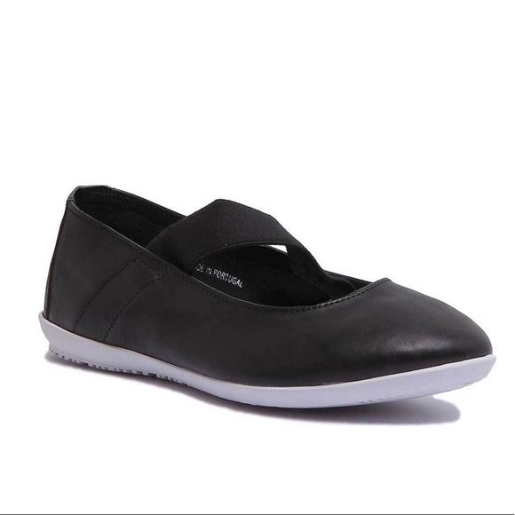 NIB Softinos by Fly London Soft Toe Cap Leather Shoes in Black - Picture 2 of 7
